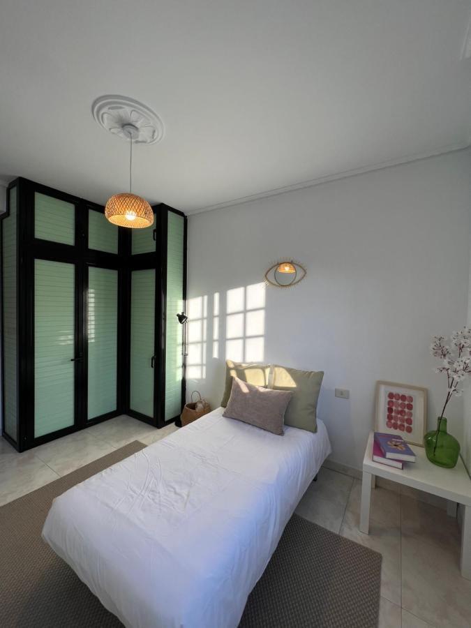 Apartamento En Cangas - Vistas Al Mar Екстер'єр фото